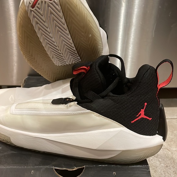 Jordan 88 Racer - Picture 2 of 4